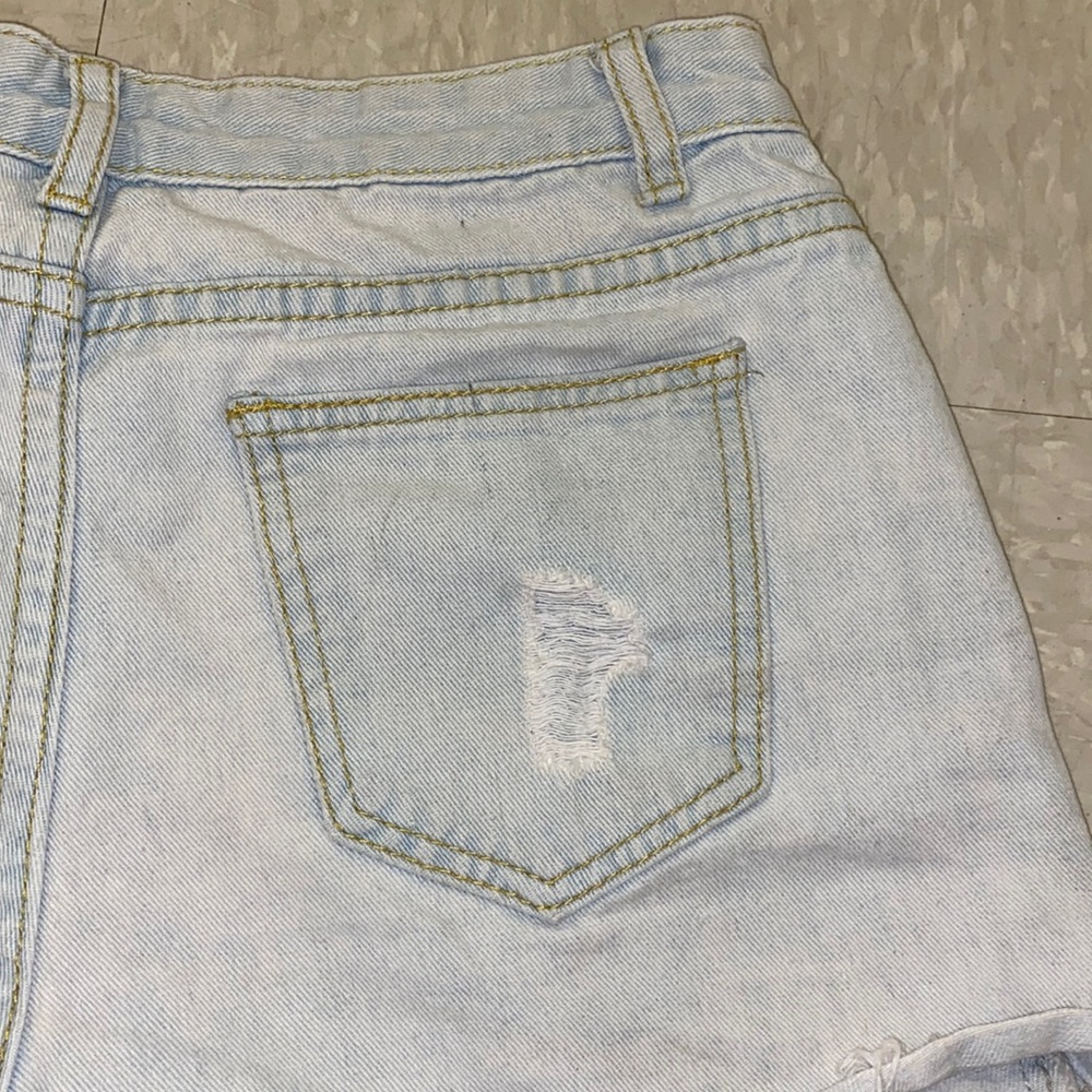 SHEIN light washed denim shorts! - Picture 3 of 5